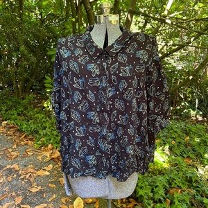Witchy plus-size button up camp shirt (with crystal pattern)